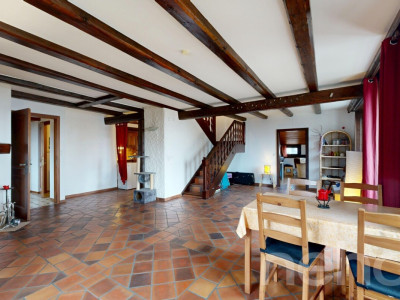 Detached house, quiet neighbourhood and lake view image 3