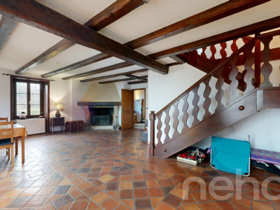 Detached house, quiet neighbourhood and lake view image 4