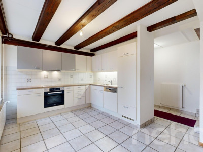 Detached house, quiet neighbourhood and lake view image 10