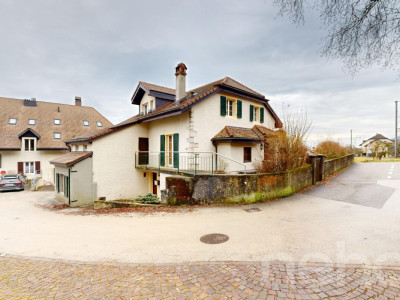 Detached house, quiet neighbourhood and lake view image 12