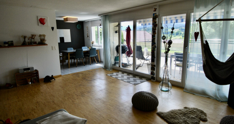 Schöne 5,5-Zimmer-Wohnung mit Garten und Blick auf die Freiburger Alpen 🏔️ image 5