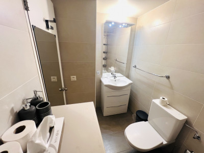 À LOUER - Appartement fonctionnel et lumineux avec balcon à Anzère image 15