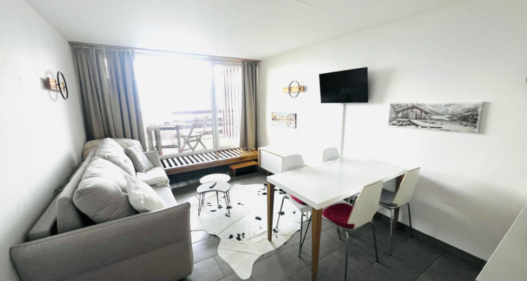 À LOUER - Appartement fonctionnel et lumineux avec balcon à Anzère image 1