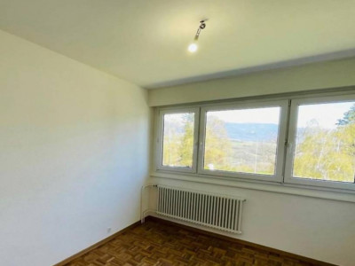 Appartement 5 pièces situé à Avully image 1