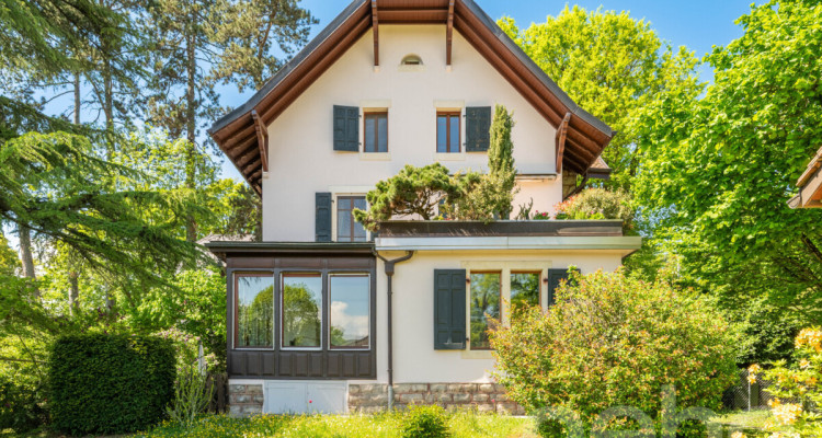 A deux pas de lécole international image 3