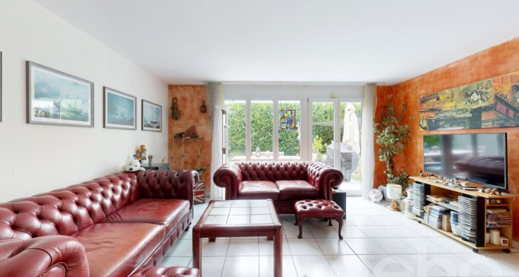 Gepflegtes 5-Zimmer Doppeleinfamilienhaus an familienfreundlicher Lage image 5