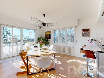 Appartement lumineux 4 chambres avec balcons et vue dégagée image 1