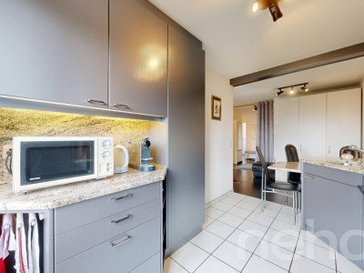 Helle 3.5 Zimmer-Wohnung mit Balkon und Garage in Schönenwerd image 5