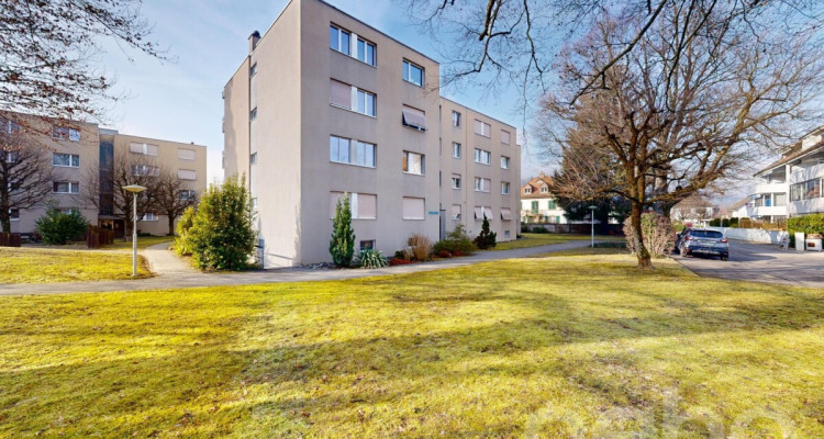 Helle 3.5 Zimmer-Wohnung mit Balkon und Garage in Schönenwerd image 11