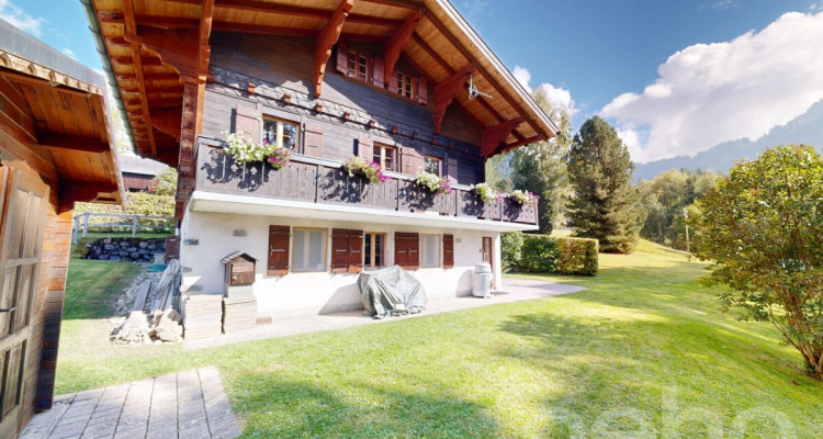 Exclusif : Magnifique chalet de 4 chambres avec grand jardin image 12