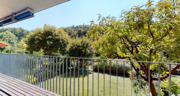 Moderne Wohnung am Wasser in der Ueberbauung Wespimühle image 5