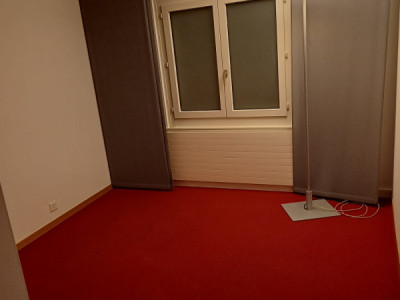 Arcade / Bureau à louer   image 12