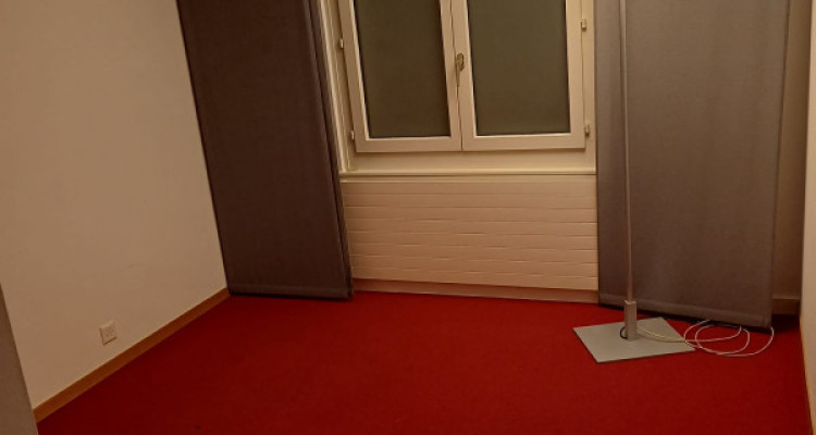 Arcade / Bureau à louer   image 12