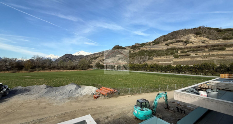 Spacieux attique 4,5 pièces avec terrasse panoramique de 63 m2 image 9