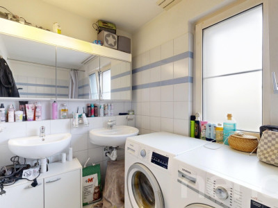 Zuhause ankommen: Grosszügige Maisonettewohnung mit Terrasse image 8