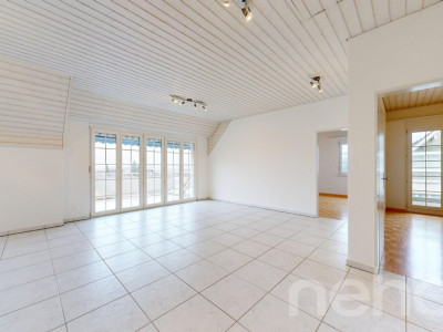 Sonnendurchflutete 3.5-Zimmer Dachgeschosswohnung mit Weitblick image 4