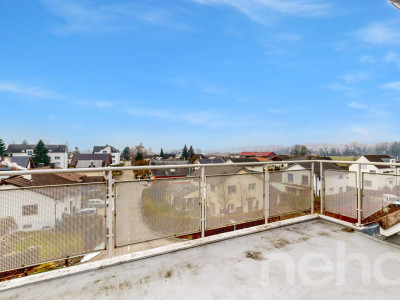 Sonnendurchflutete 3.5-Zimmer Dachgeschosswohnung mit Weitblick image 5