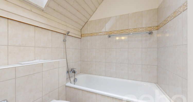 Sonnendurchflutete 3.5-Zimmer Dachgeschosswohnung mit Weitblick image 8