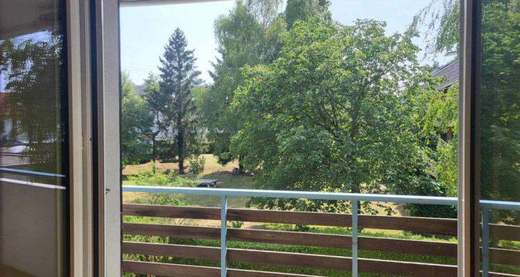 Appartement de 3 pièces au 1er étage situé à Perly 1258 image 3