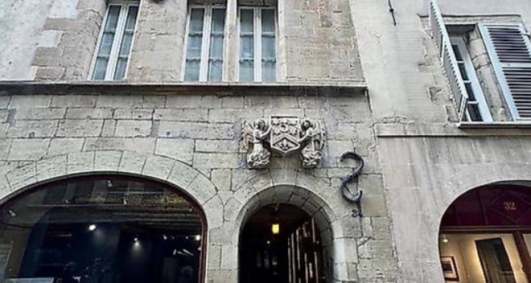 Appartement 1,5 pièces à la Vieille-Ville disponible rapidement. image 3