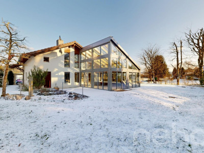 Grosses Einfamilienhaus mit Garten, Wintergarten und viel Potenzial image 1