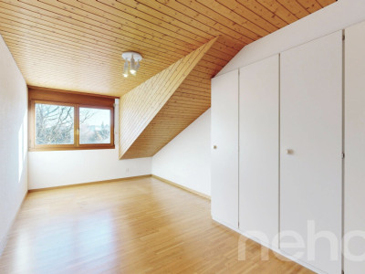 Grosses Einfamilienhaus mit Garten, Wintergarten und viel Potenzial image 9