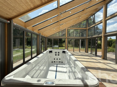 Grosses Einfamilienhaus mit Garten, Wintergarten und viel Potenzial image 3