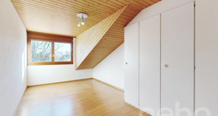 Grosses Einfamilienhaus mit Garten, Wintergarten und viel Potenzial image 9