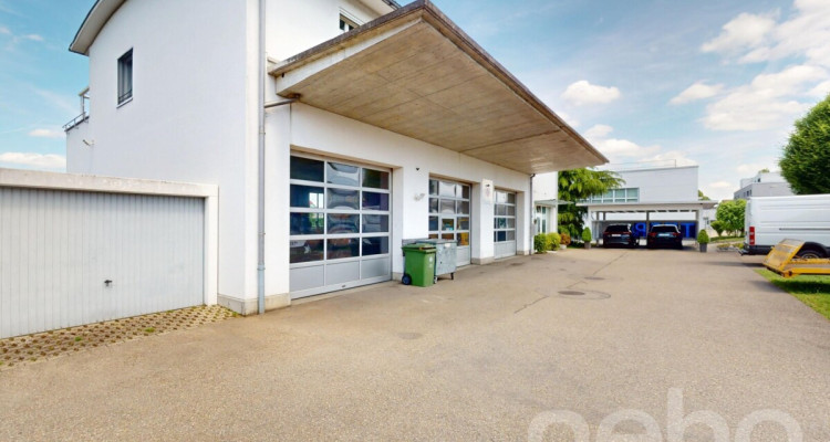 Attraktives Wohn- und Geschäftshaus mit stilvoller Wohnung image 7