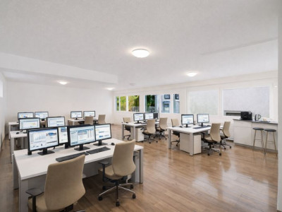 Espace professionnel central et lumineux image 2