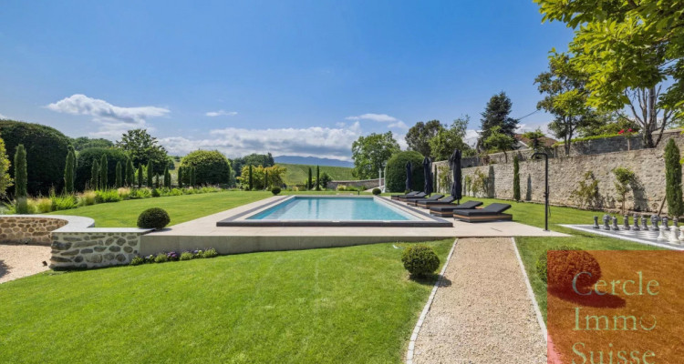 Château dexception du XVI? siècle entièrement rénové ? Propriété de prestige image 9