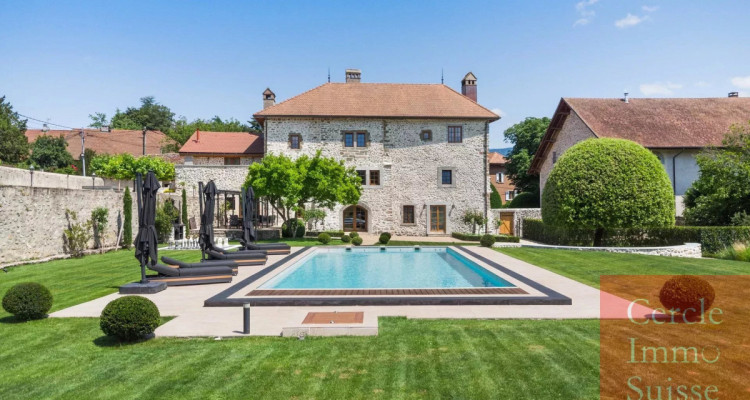 Château dexception du XVI? siècle entièrement rénové ? Propriété de prestige aux portes de Genève image 9