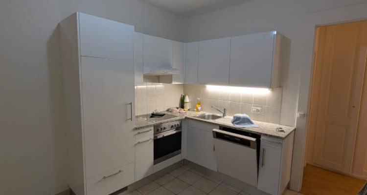 Appartement de 3 pièces au 2ème étage sans ascenseur localiser à Genève 1202 image 3
