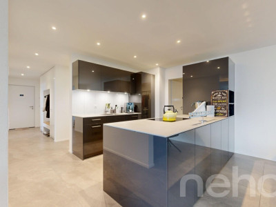 Stilvolle, hochwertige und lichtdurchflutete Terrassenwohnung image 8