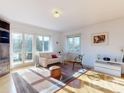 Stilvolle 3.5 Zimmer Wohnung mit Balkon in Bern image 2