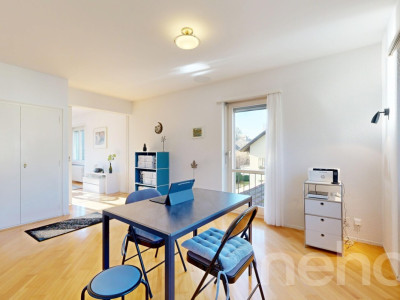 Stilvolle 3.5 Zimmer Wohnung mit Balkon in Bern image 4