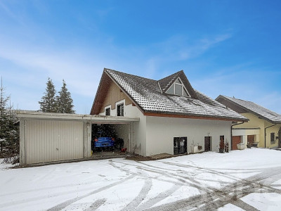 Cadre paisible et volumes généreux pour une vie de famille image 1