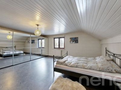 Cadre paisible et volumes généreux pour une vie de famille image 10