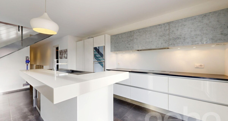 Magnifique duplex au dernier étage dune petite copropriété image 4