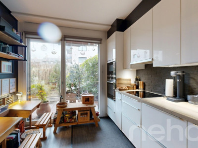 Idéalement situé avec un beau jardin - CASATAX image 5