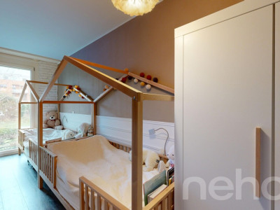 Idéalement situé avec un beau jardin - CASATAX image 7