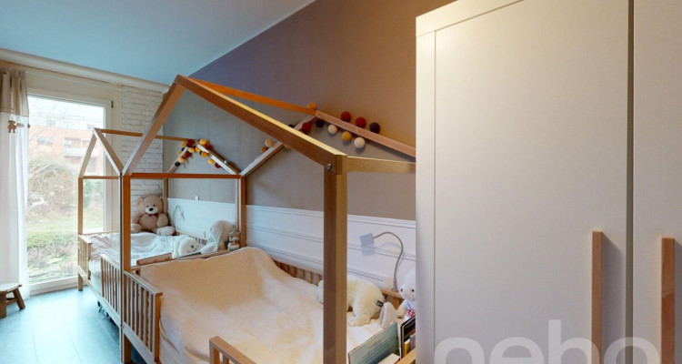 Idéalement situé avec un beau jardin - CASATAX image 7