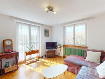 Charmantes Zweifamilienhaus mit grossem Umschwung und viel Potenzial image 2