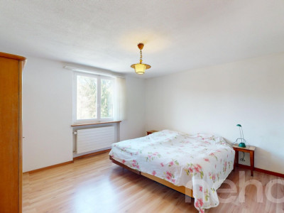 Charmantes Zweifamilienhaus mit grossem Umschwung und viel Potenzial image 3