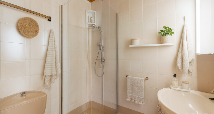 VILLA LUMINEUSE AU CALME, ENTRE NATURE ET PROXIMITÉ DE LAUSANNE image 8