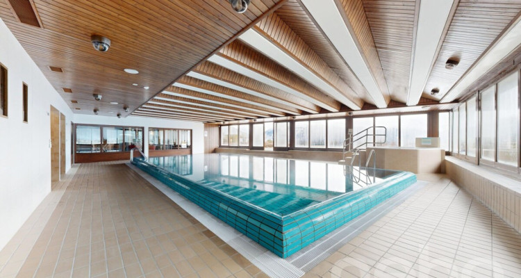Studio dans une résidence avec piscine, sauna, fitness image 4