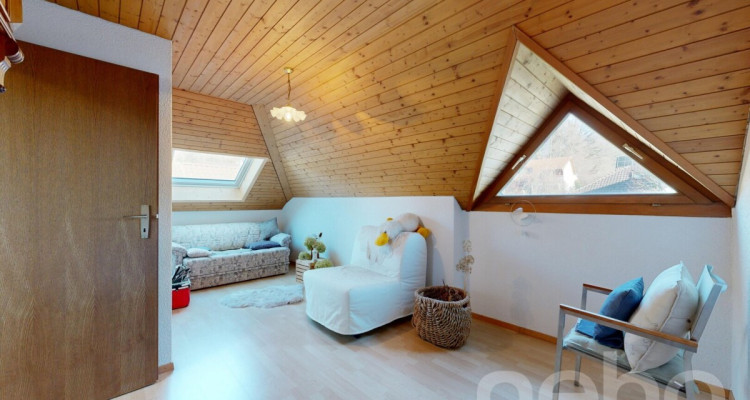 Freistehendes Einfamilienhaus mit Garten und Weitsicht in Lupsingen image 11