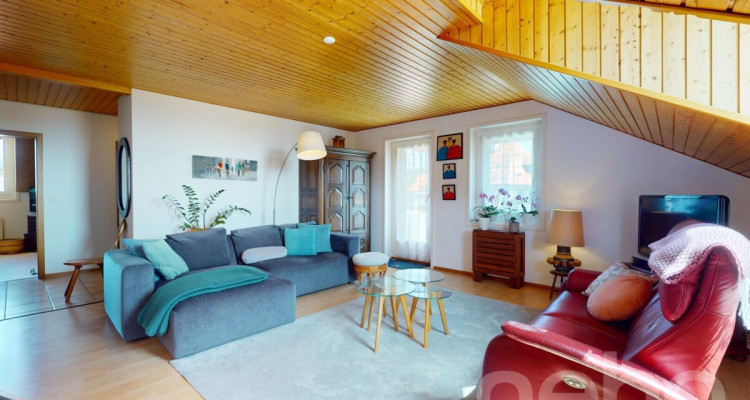 Exclusif: Spacieux appartement avec balcon dans les combles image 5