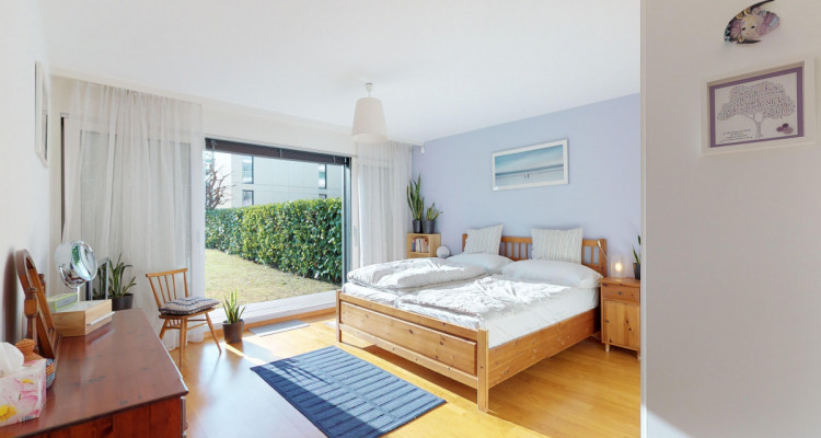 Proche du collège Champittet - avec jardin image 12