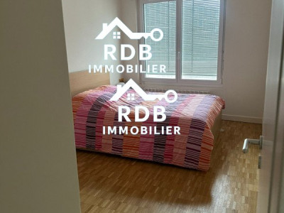 Appartement de 4 pièces au 5ème étage situé à Genève 1205 image 3